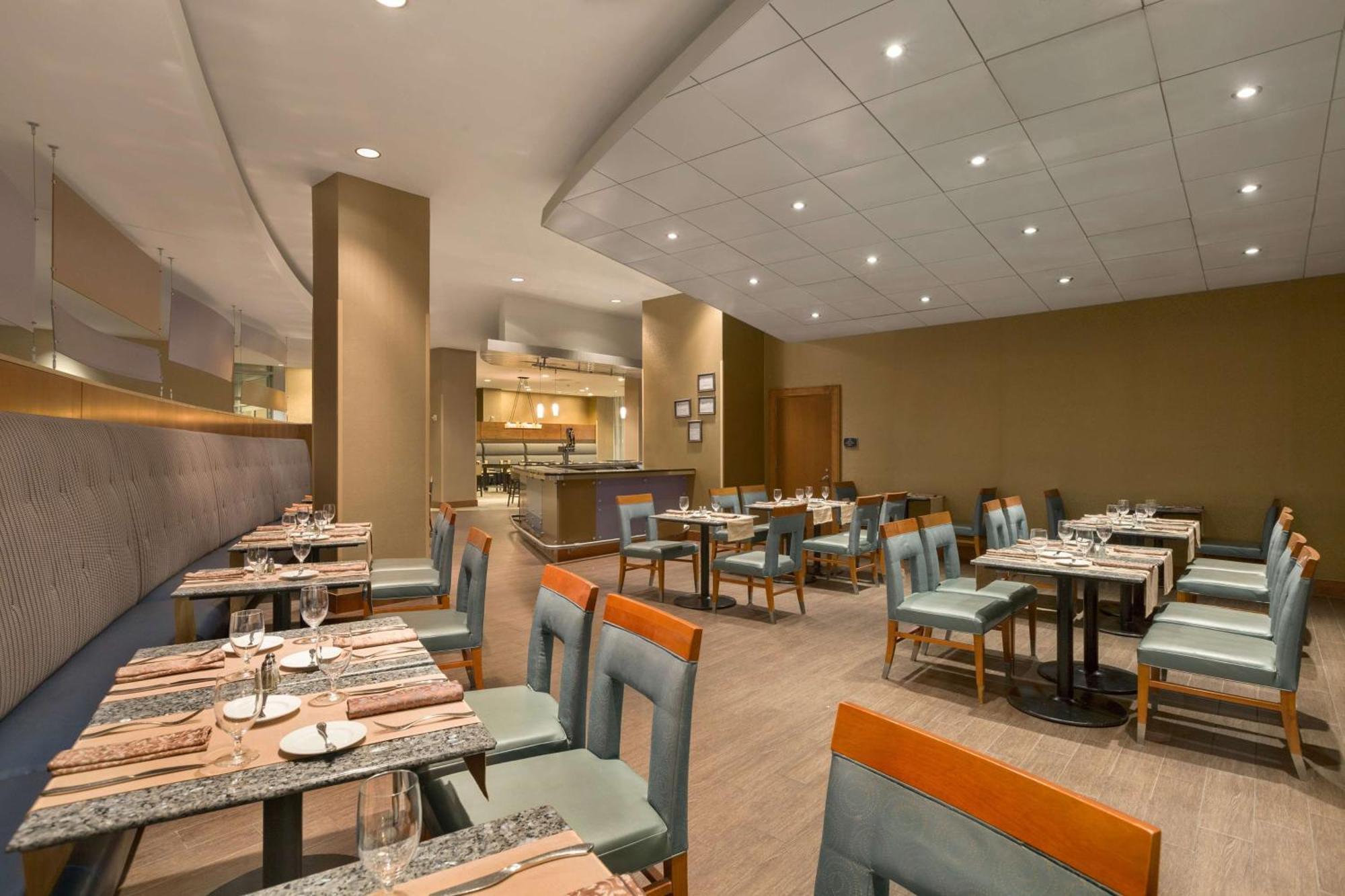 Hilton Baltimore BWI Airport Лінтікум Екстер'єр фото