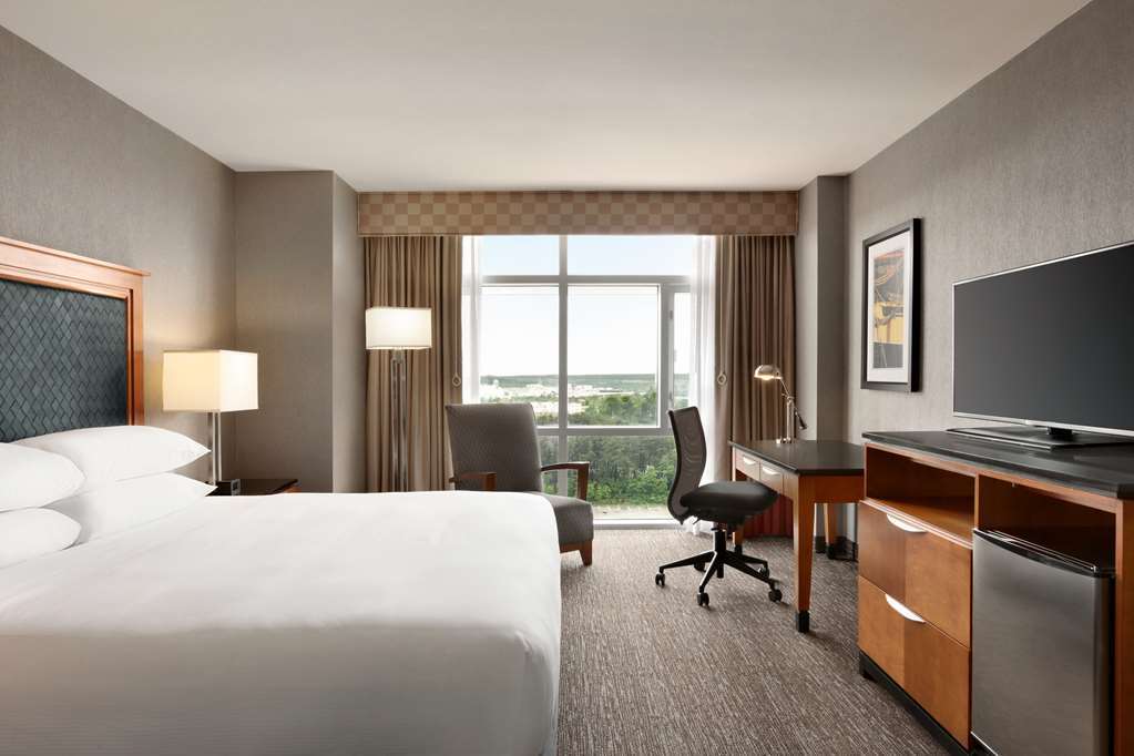 Hilton Baltimore BWI Airport Лінтікум Номер фото